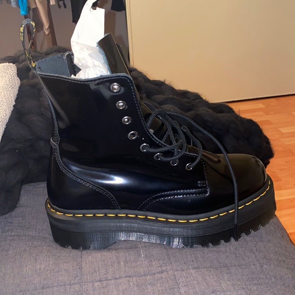 Dr Martens “Jadon”